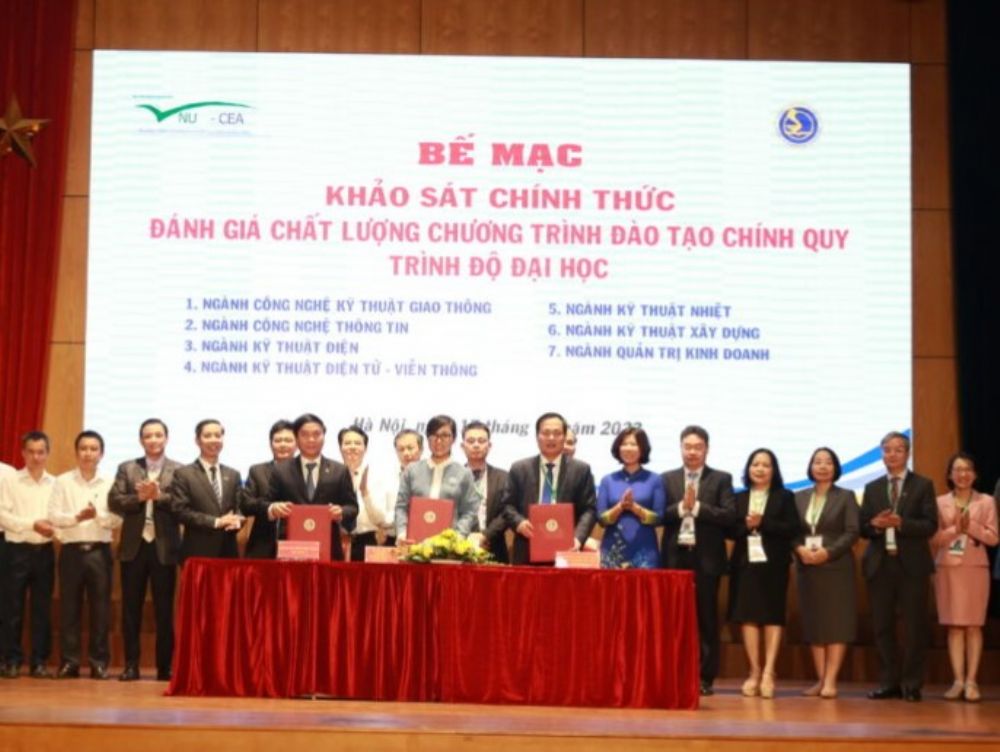 Bế mạc Khảo sát chính thức đánh giá chất lượng chương trình đào tạo tại Trường Đại học Giao thông vận tải